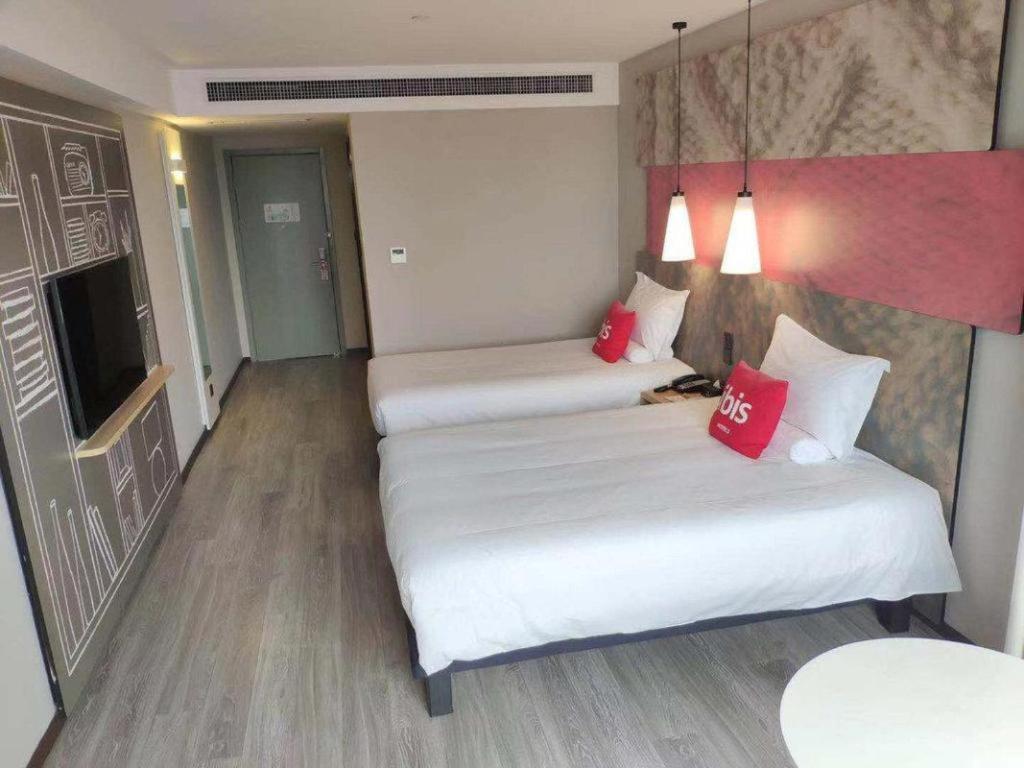 Ibis Shenyang North Station Hotel Exterior foto
