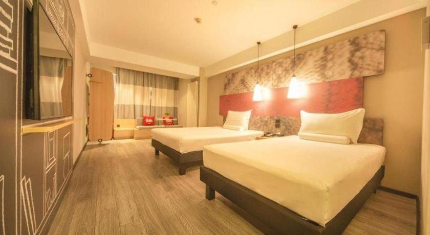 Ibis Shenyang North Station Hotel Exterior foto
