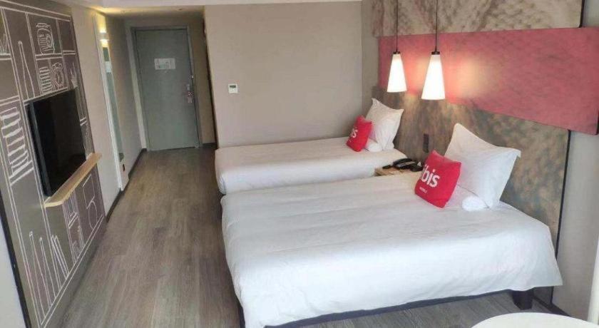 Ibis Shenyang North Station Hotel Exterior foto