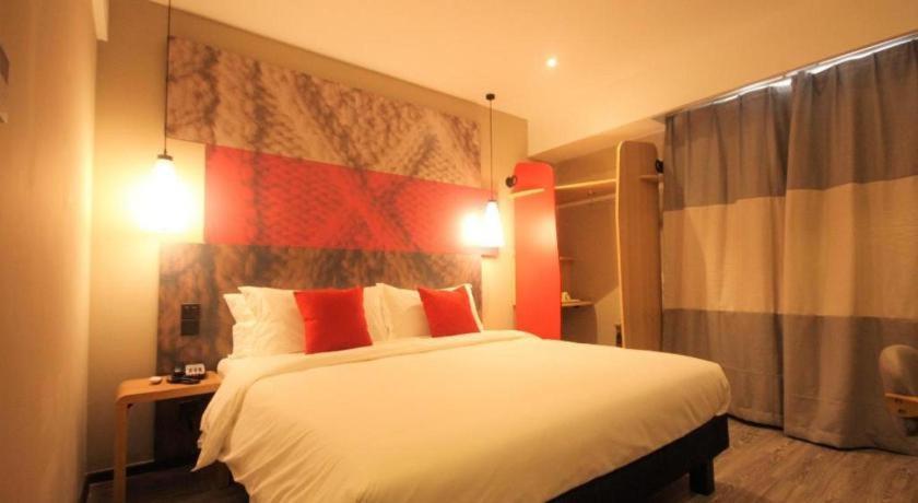 Ibis Shenyang North Station Hotel Exterior foto