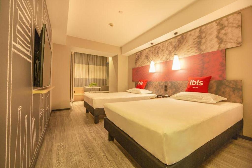 Ibis Shenyang North Station Hotel Exterior foto
